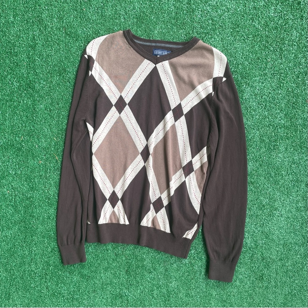 Vintage Men's Brown Argyle V-Neck Sweater